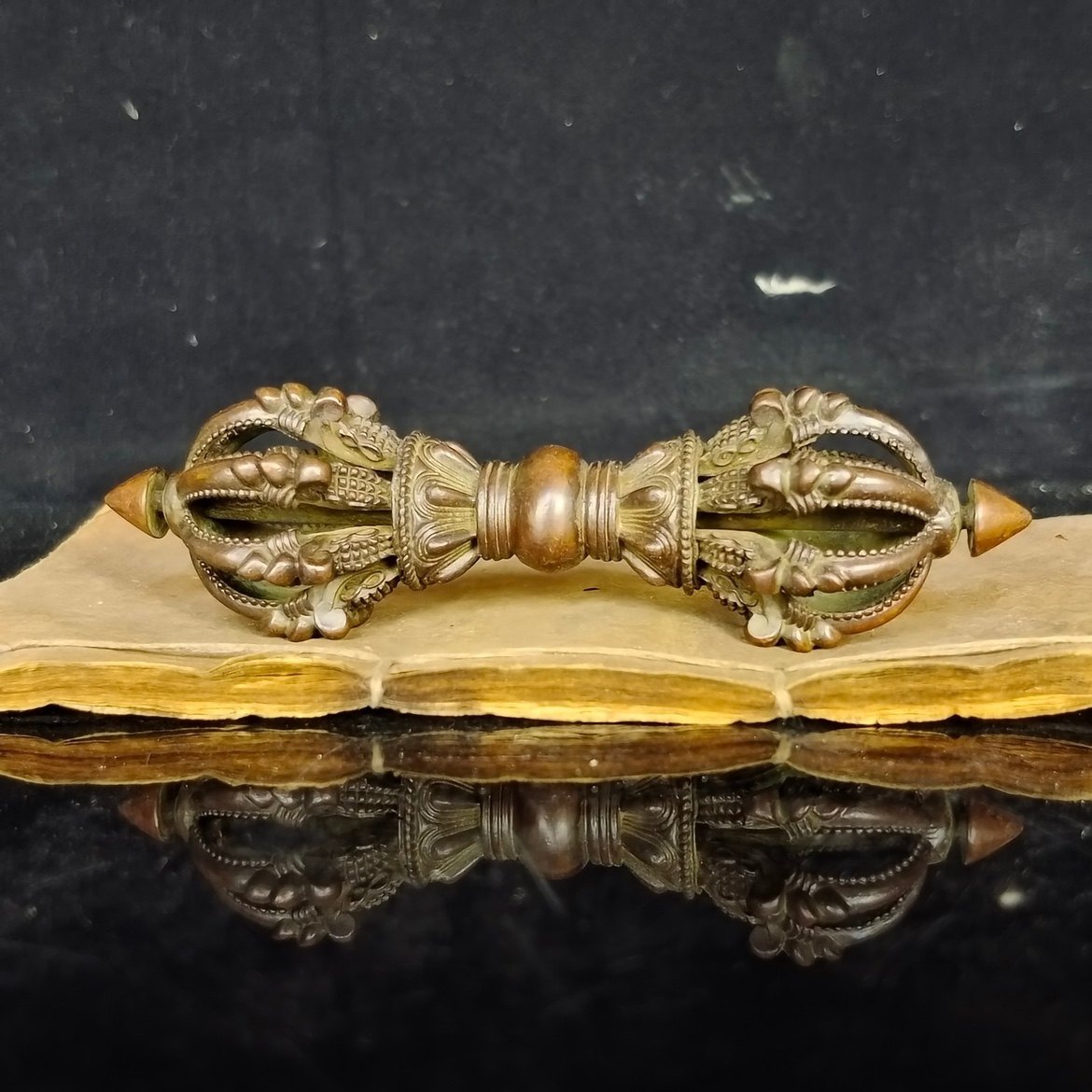 Collectible Vintage Tools - Pestilhas Tantricas Tibetanas de Oito Fios