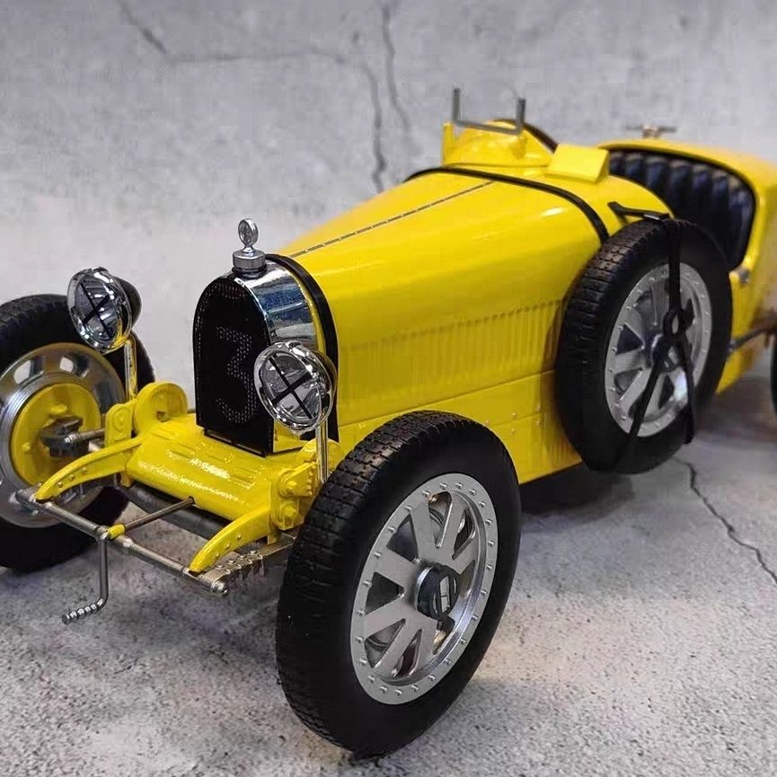 Vintage Collectible Model Cars - NOREV 1/12 Bugatti T35 Conversível Carro