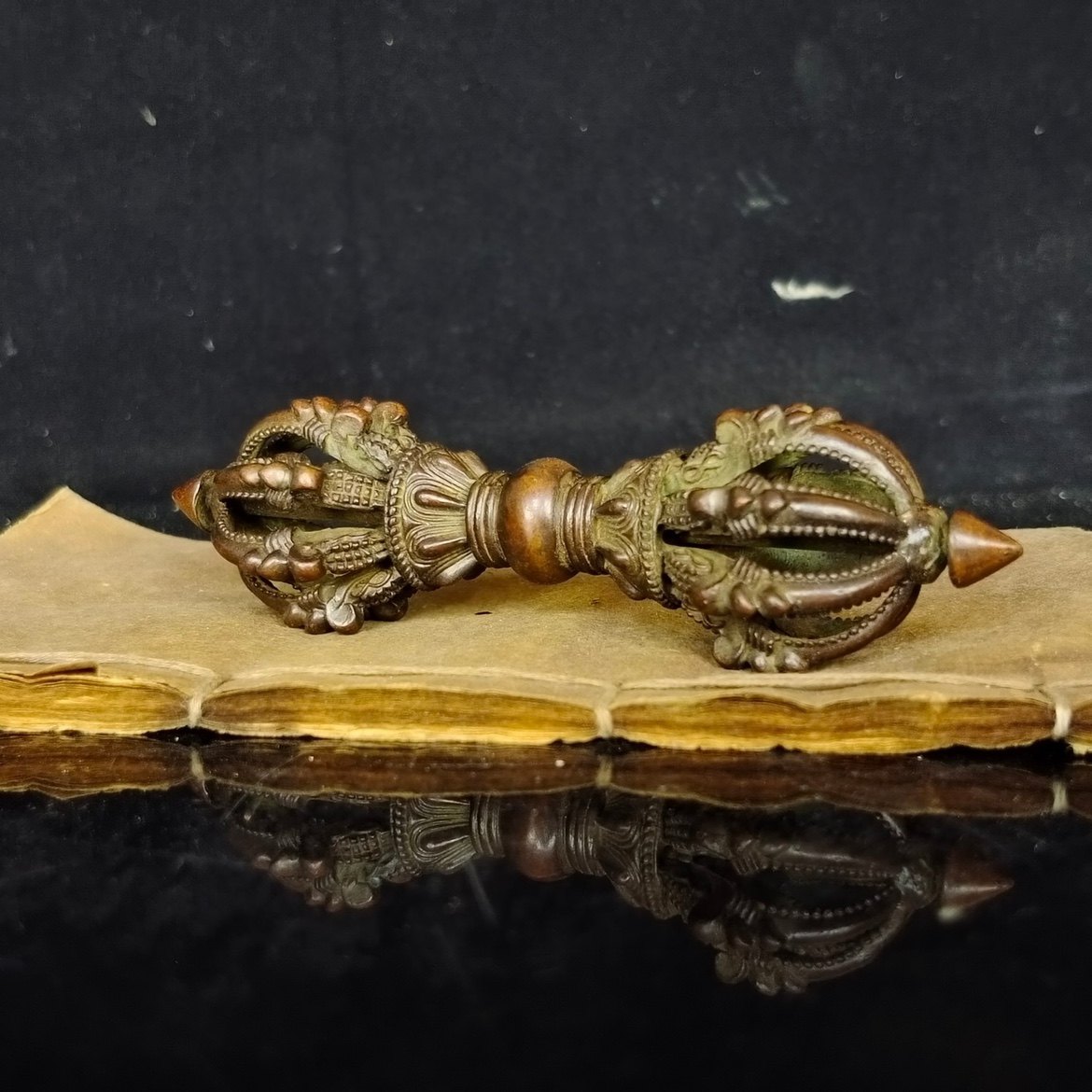 Pestilhas Tantricas Tibetanas  - Collectible Vintage Tools avaliação e preço