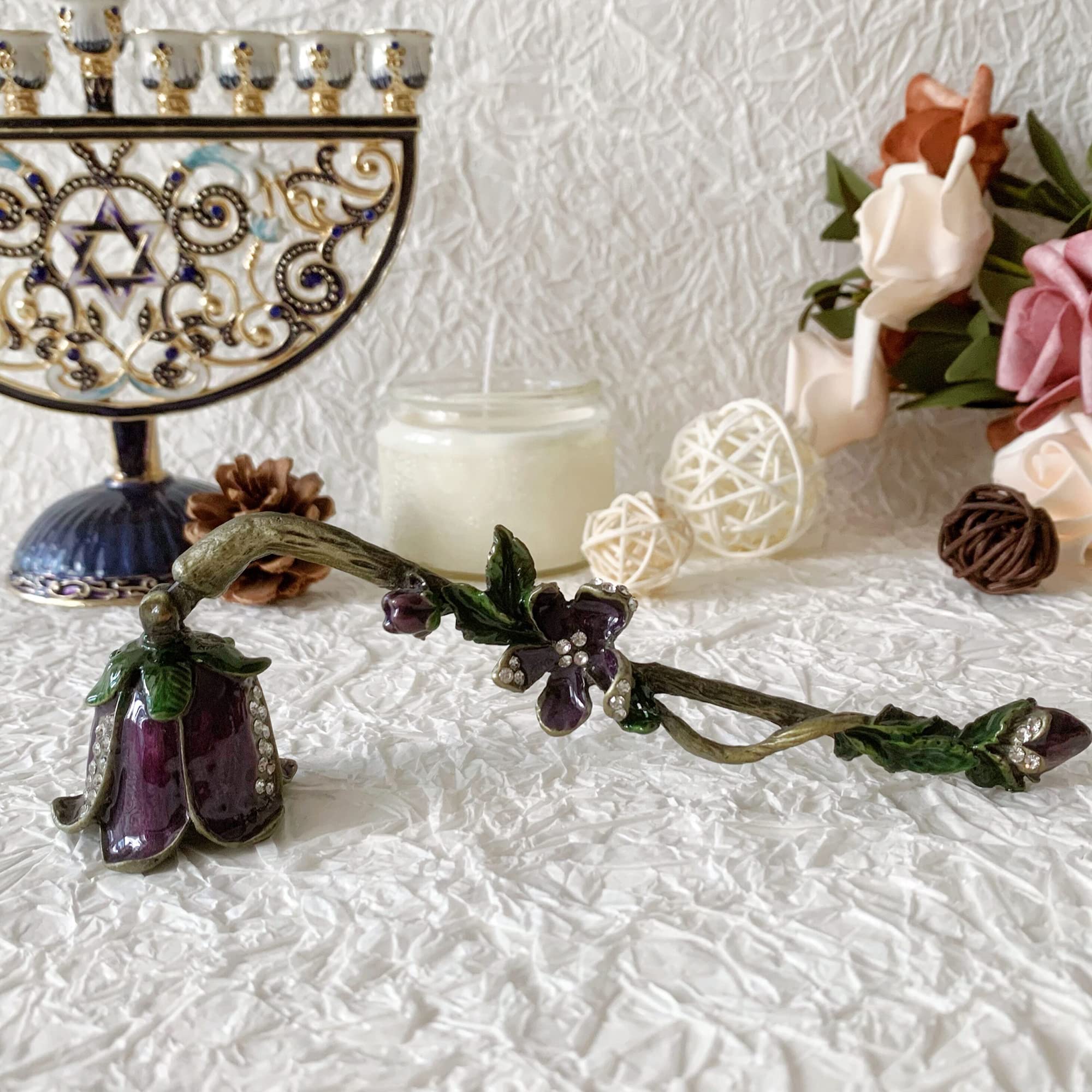 Apagador de Velas Menorá de Lu - Collectible & Vintage Dolls For Christmas avaliação e preço