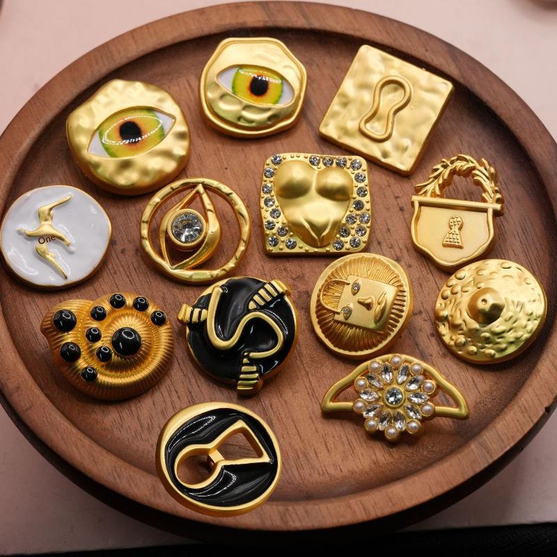 Botões Decorativos Vintage de  - Vintage Collectible Buttons avaliação e preço